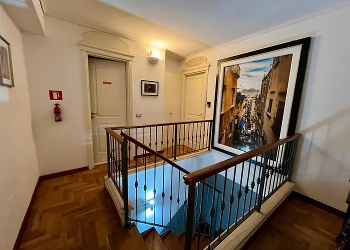 Rota House - Apartment In Santa Chiara, The Heart Of Naples