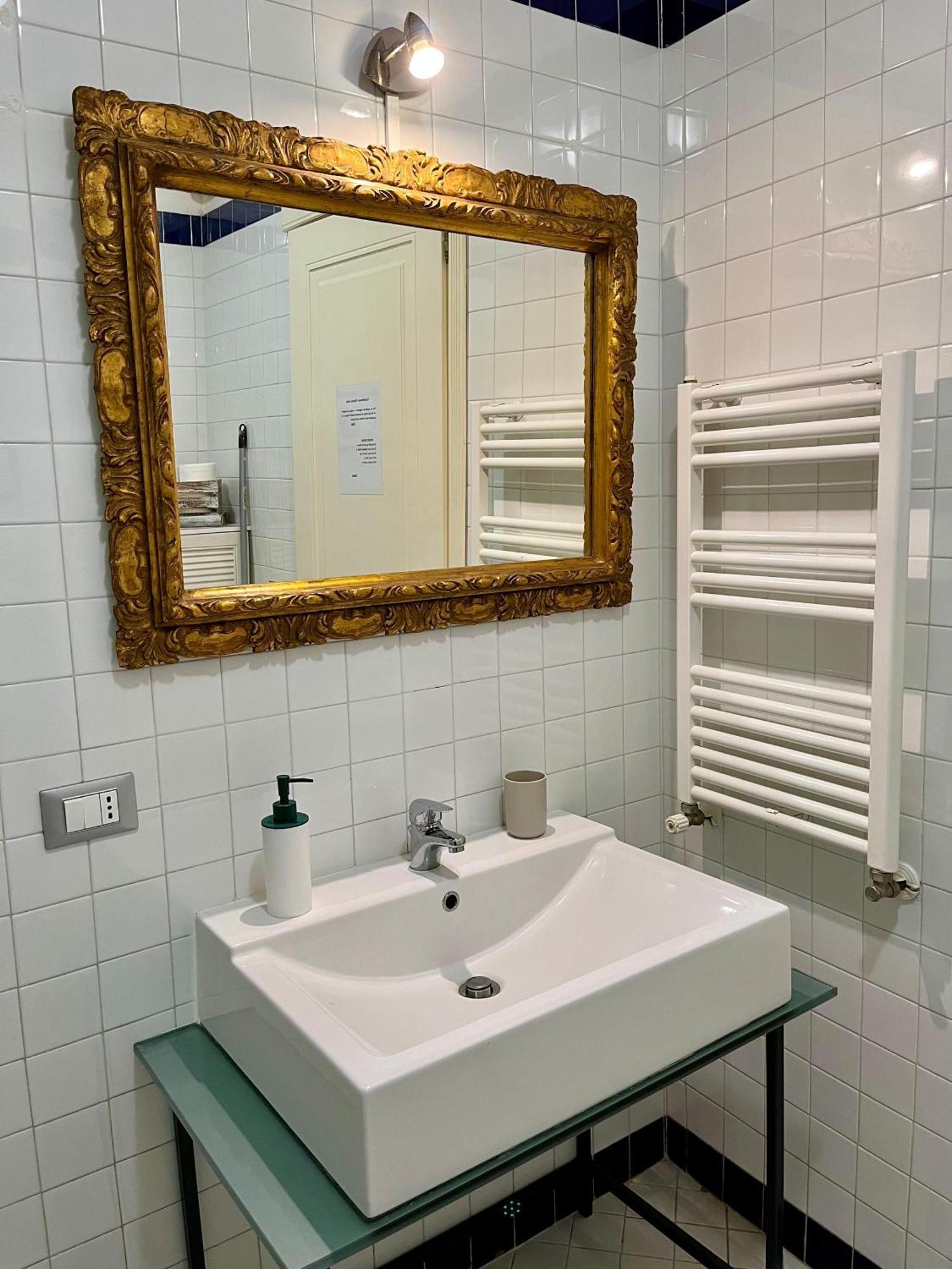 Casa de hóspedes Rota House - Apartment In Santa Chiara, The Heart Of Naples Nápoles