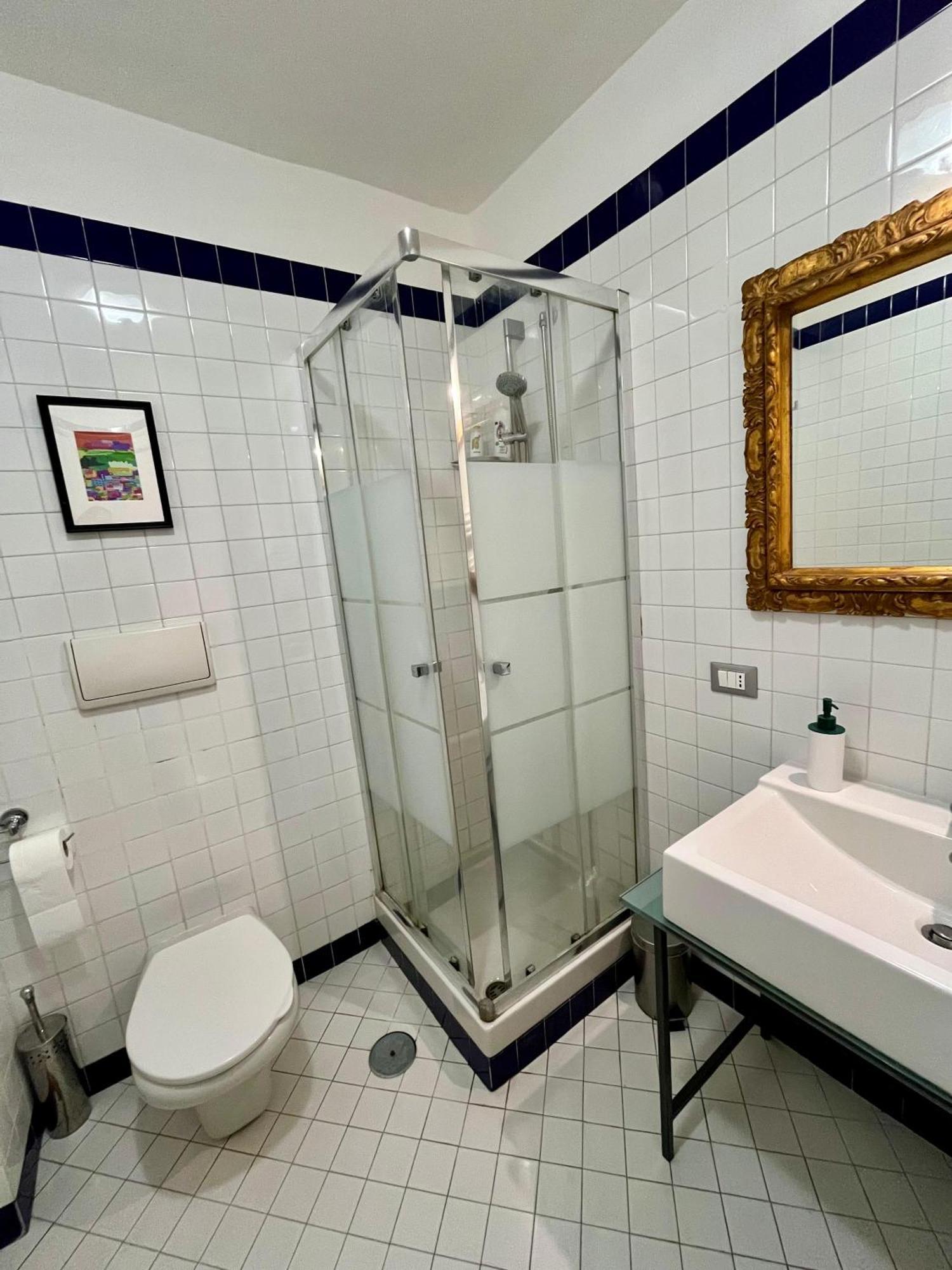 Casa de hóspedes Rota House - Apartment In Santa Chiara, The Heart Of Naples