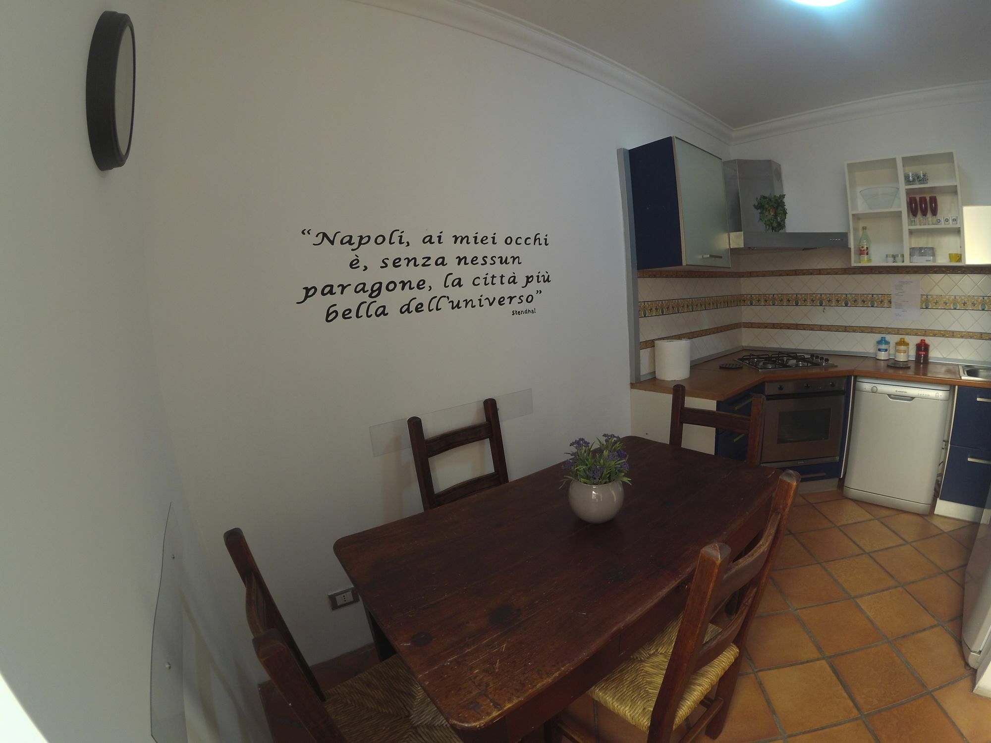 Casa de hóspedes Rota House - Apartment In Santa Chiara, The Heart Of Naples 3*